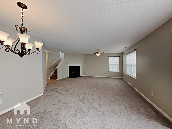 Foto del edificio - 10717 Glenluce Ave