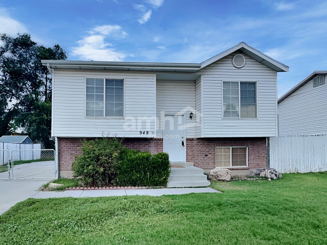 948 W 1400 N House Rental in Harrisville, UT
