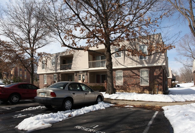 Building Photo - Heatherwood Apartments