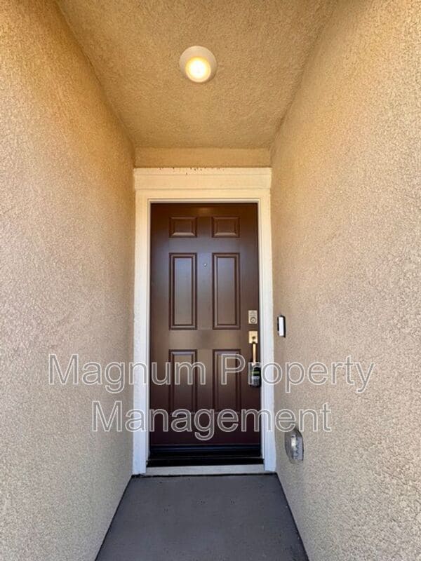 Building Photo - 31050 Rosebud Dr