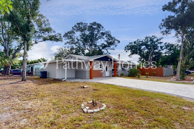 Foto del edificio - 3791 72nd St N