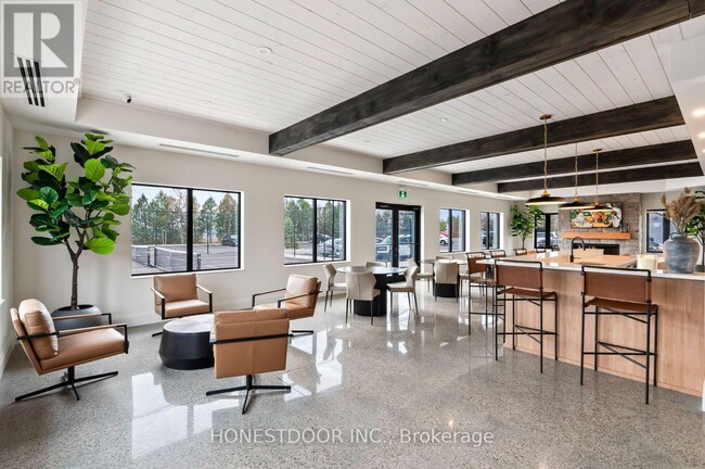 Building Photo - 92 Eastridge Rd