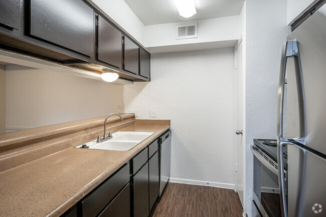 Woods On Lamonte - Apartments in Houston, TX | Apartments.com