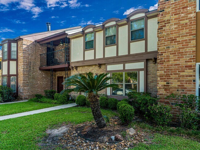 Foto del edificio - 1144 N Kirkwood Rd