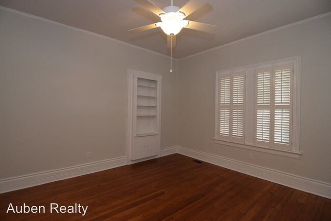 Building Photo - 2147 Richmond Ave