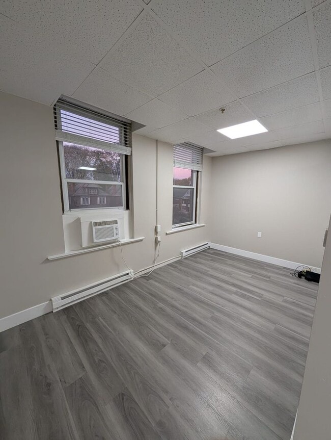 Interior Photo - Franklin Park Apartments