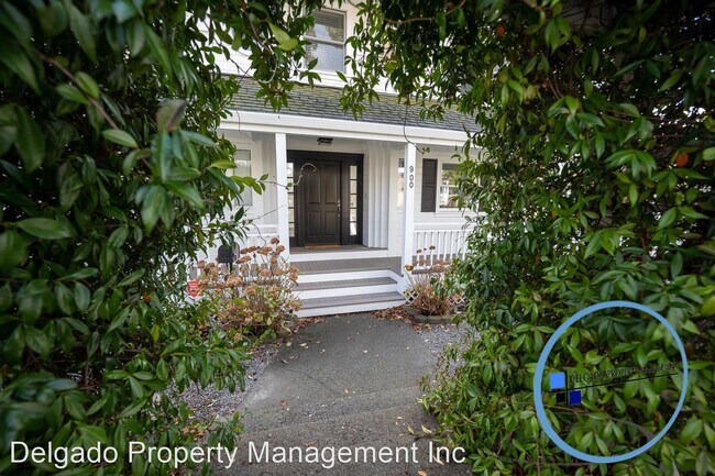 Building Photo - 3 br, 2.5 bath House - 900 Jefferson St