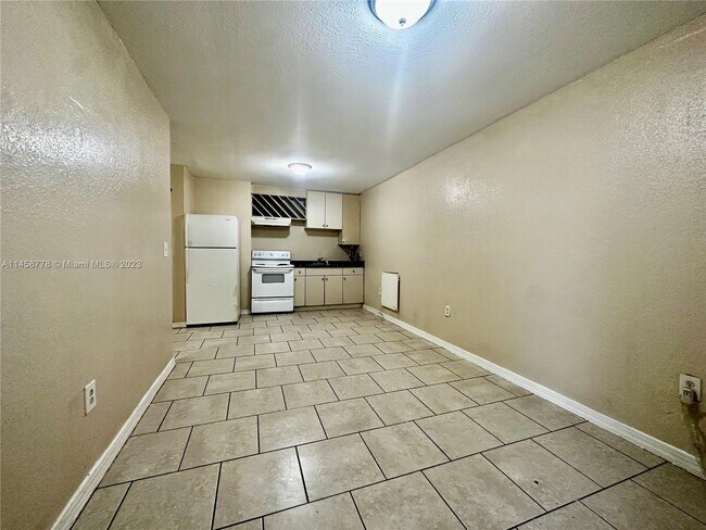 Building Photo - 22210 SW 116th Ave