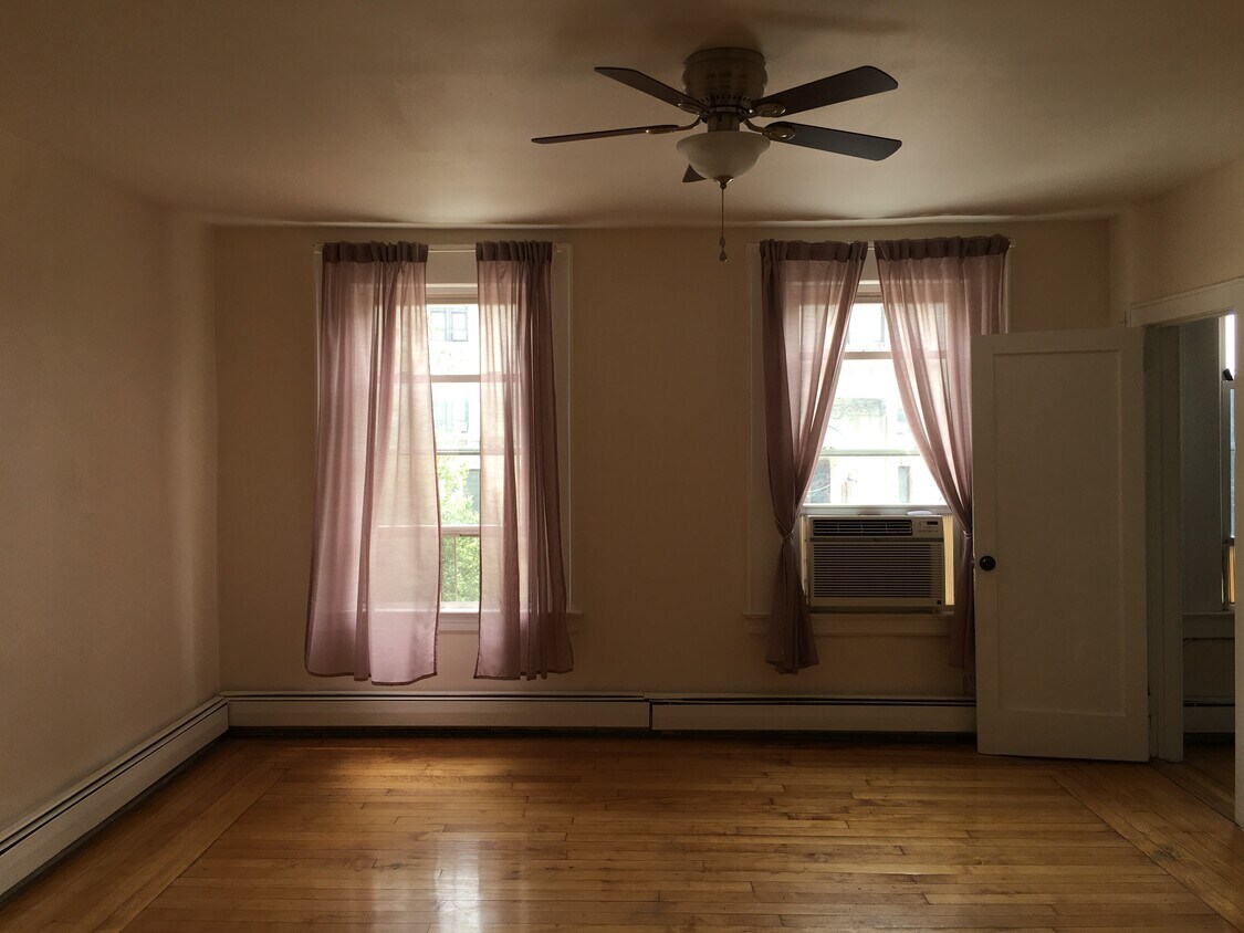 285 Grove St Unit 2, Jersey City, NJ 07302 Apartments in Jersey City