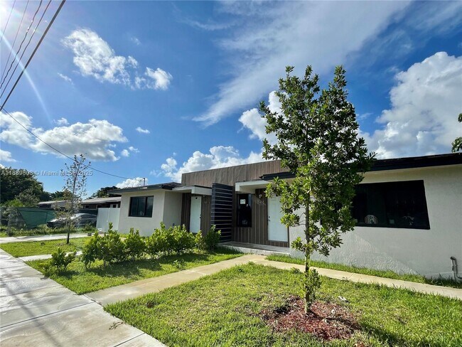 Foto del edificio - 11848 SW 213th St