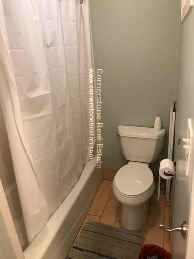 Photo - 4 bed in CAmbridge Apartment