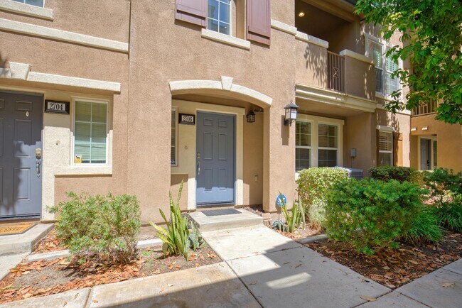 Foto del edificio - 2706 Black Locust Ct