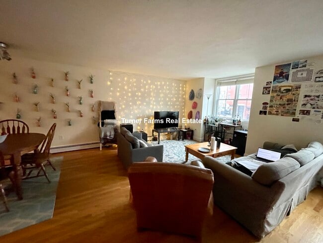 Foto del edificio - 1430 Tremont St