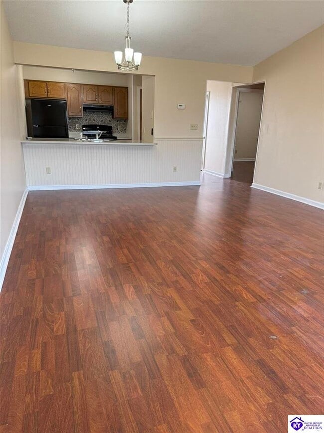 Building Photo - 512 Independence Ct