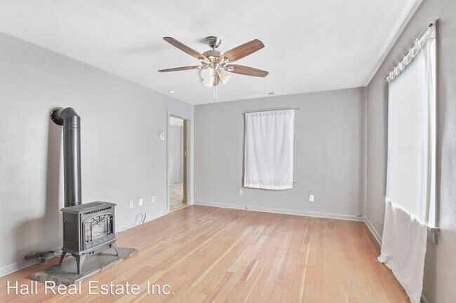 Foto del edificio - 2 br, 1 bath House - 11845 Walker Rd