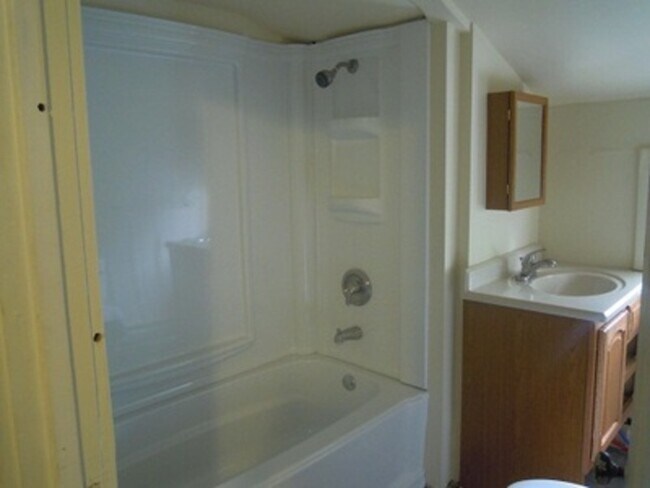 Photo - 822 Westcott St Apartment