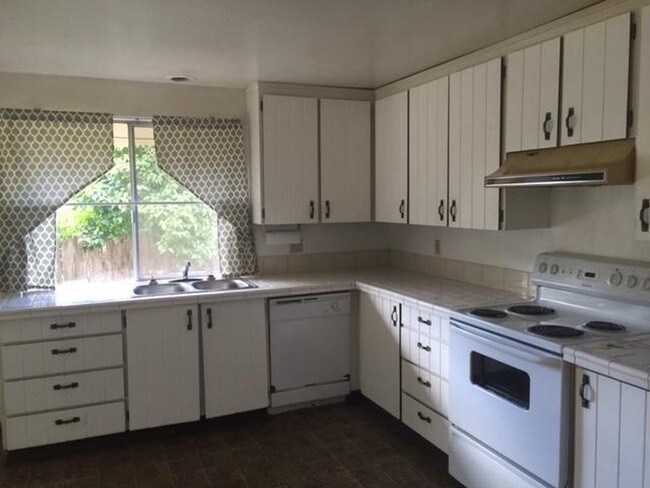 Foto del edificio - 8608 116th St SW