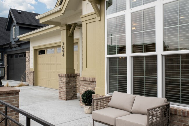 Building Photo - 3457 E Macumbo Ln