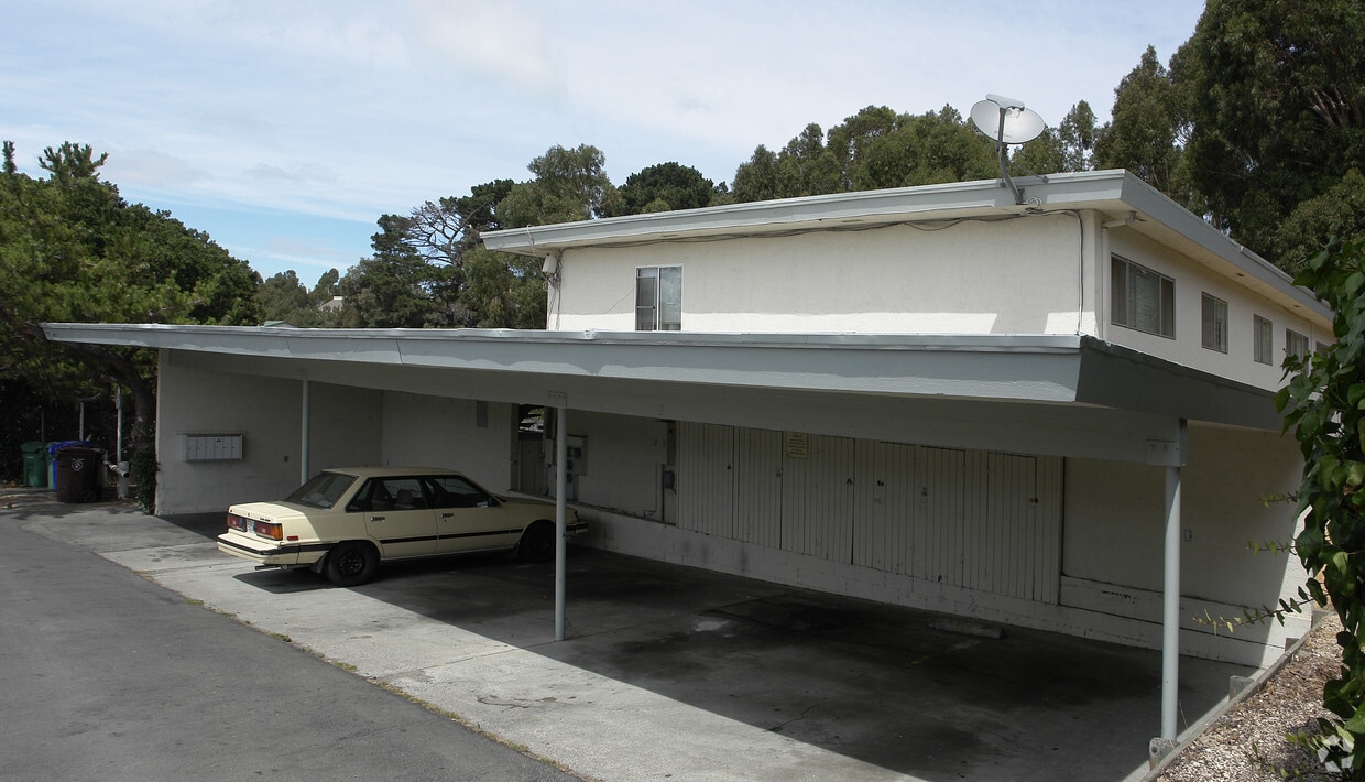 Primary Photo - 601 Madrone Ave