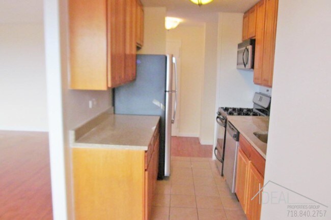 Foto del edificio - 349 10th St