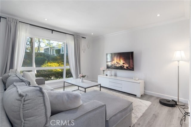 Foto del edificio - 23511 Silver Spring Ln