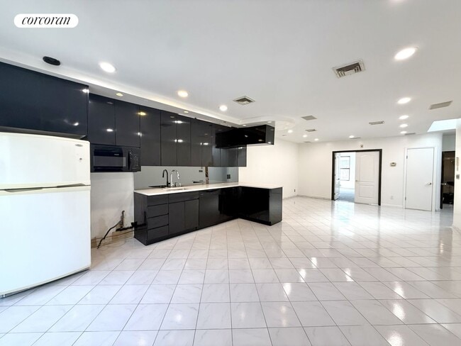 Foto del edificio - 342 Ovington Ave