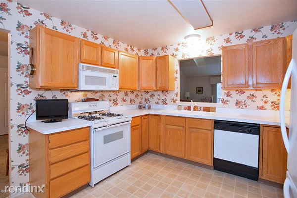 Foto del edificio - 103 Chauncey Ct