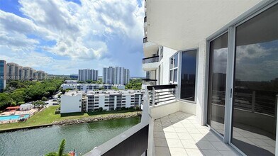 Building Photo - 3530 Mystic Pointe Dr