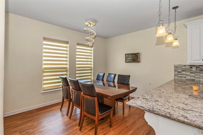 Foto del edificio - 2016 Santa Fe Cir