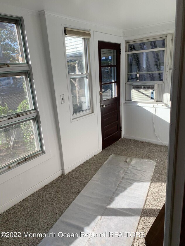 96 Shrewsbury Ave, Red Bank, NJ 07701 Townhome Rentals in Red Bank NJ