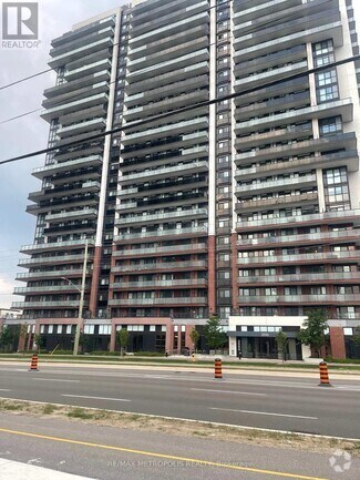 Building Photo - 2545-2545 Simcoe St N