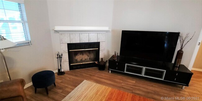 Foto del edificio - 13610 NW 70th St