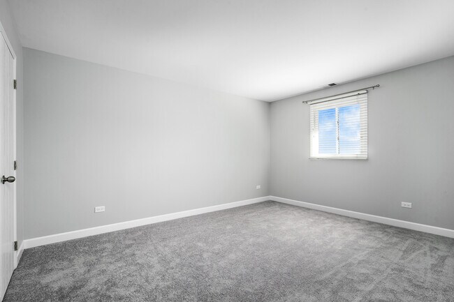 Foto del edificio - 620 Waverly Dr