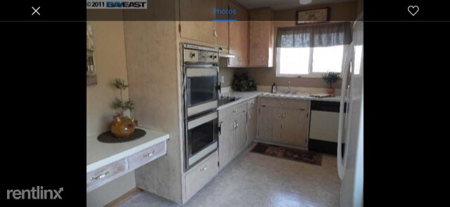 Foto del edificio - 4 br, 3 bath House - 16636 Selby Drive