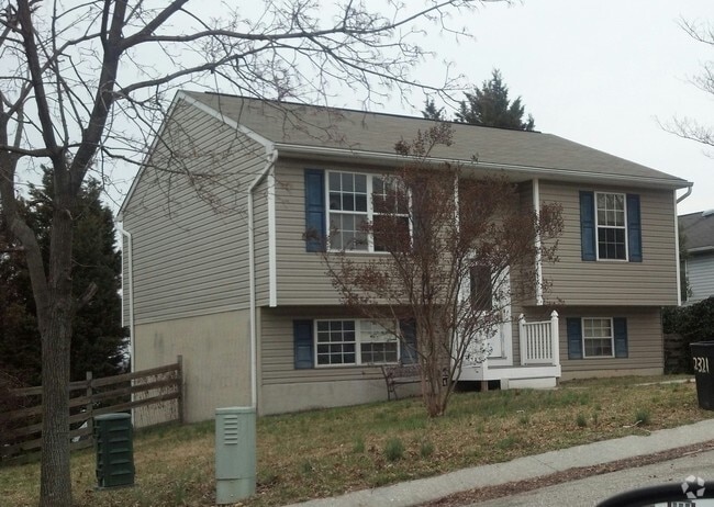 Building Photo - 314 Moonlight Ct