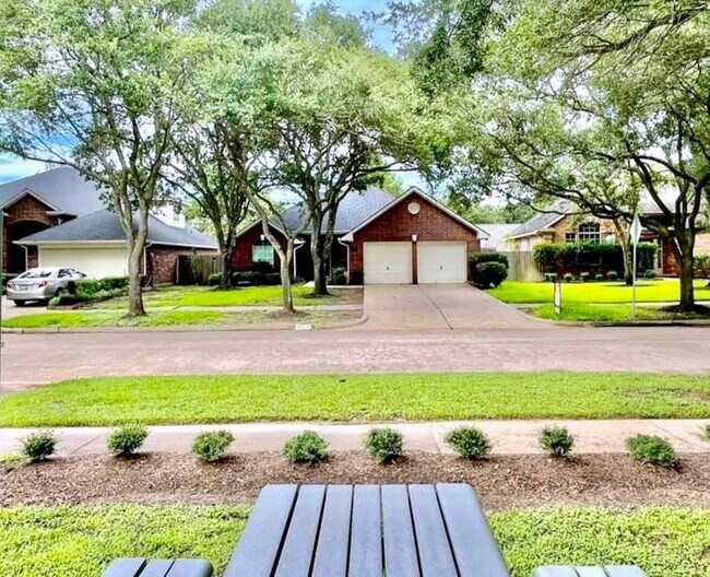 Foto del edificio - 4714 Plantation Colony Dr