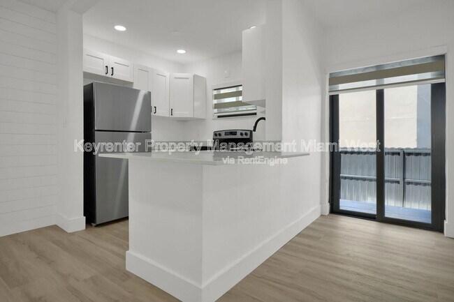 Foto del edificio - 210 Beacom Blvd