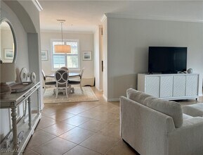 Building Photo - 9498 Napoli Ln