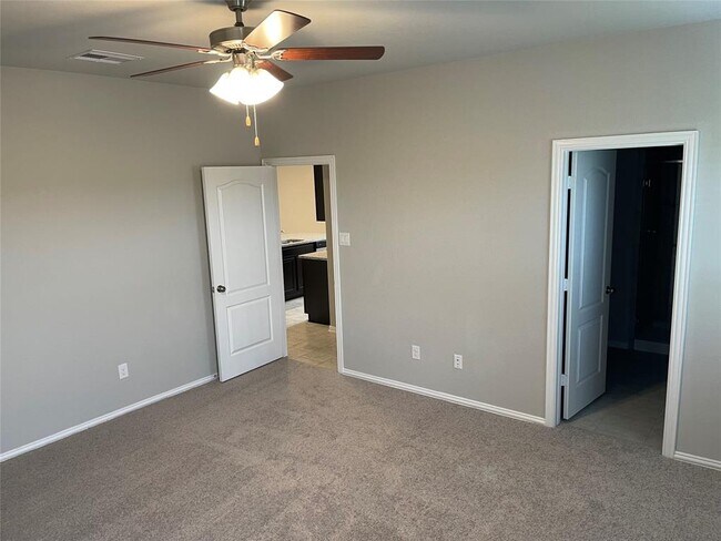 Building Photo - 5614 Tabula Rasa
