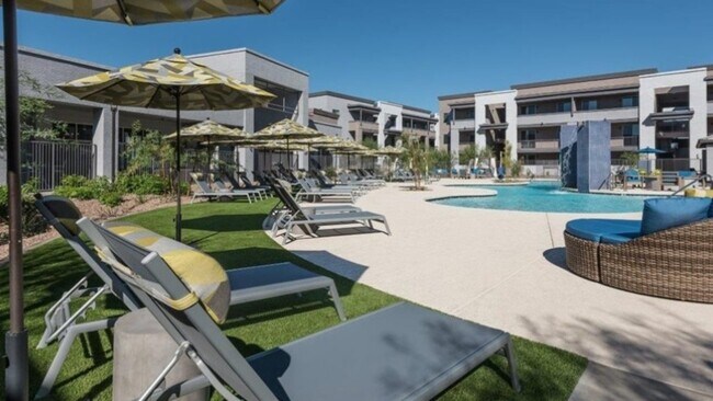 Foto del edificio - 31113 N North Valley Pkwy