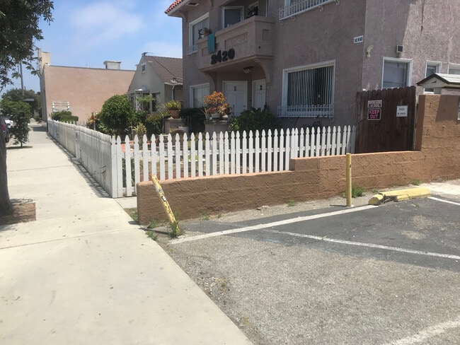 Front yard - 2422 E 7th St