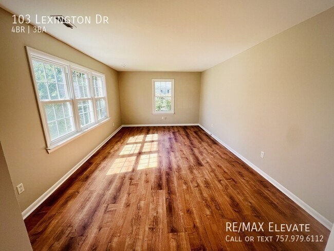 Foto del edificio - 103 Lexington Dr