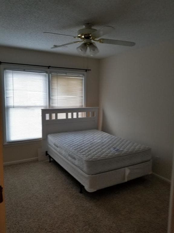 Building Photo - 126 W Victoria Ct