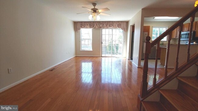 Building Photo - 12220 Emerald Way