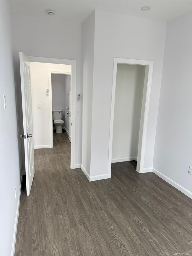 Foto del edificio - 126-18 111th Ave