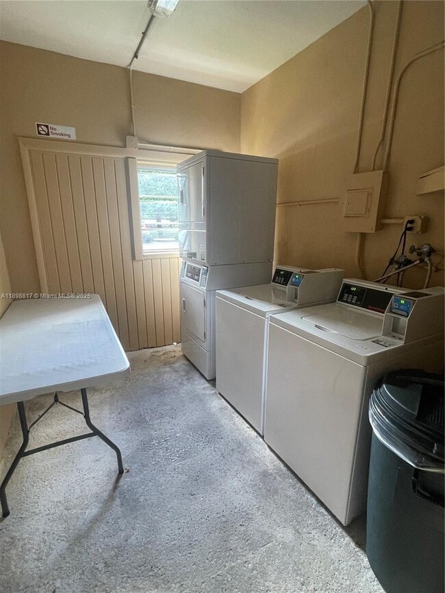Foto del edificio - 5330 SW 77th Ct