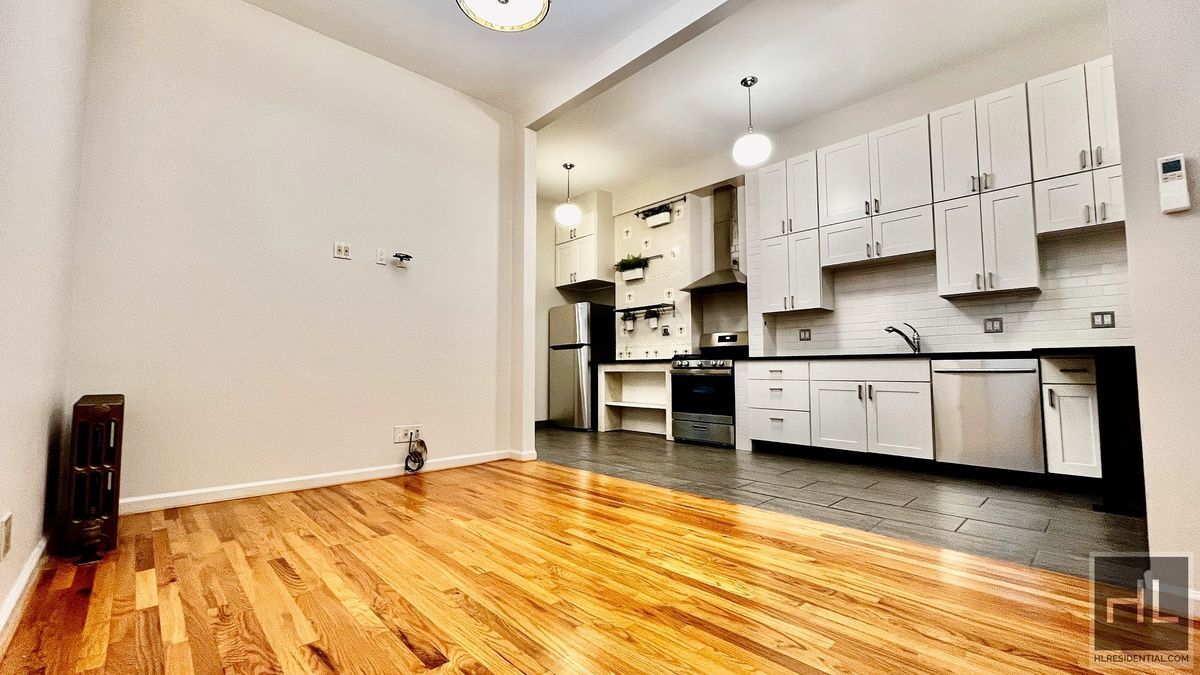 Primary Photo - Beautifully renovated 1-bedroom apartment ...