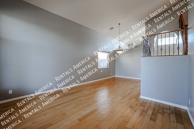 Building Photo - 2437 W Red Range Way