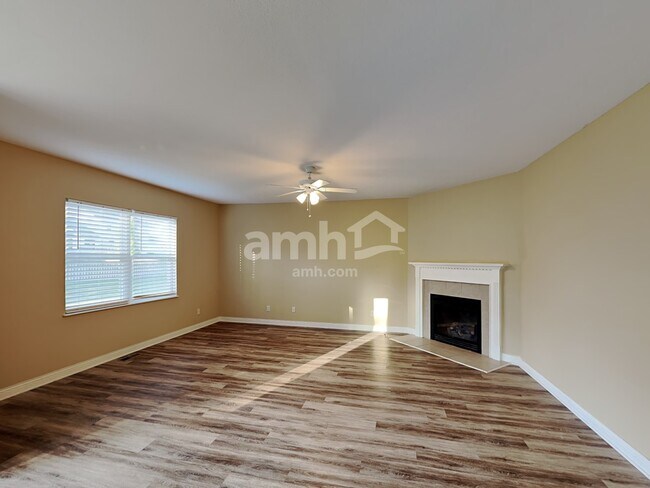 Building Photo - 346 Timbersmith Drive