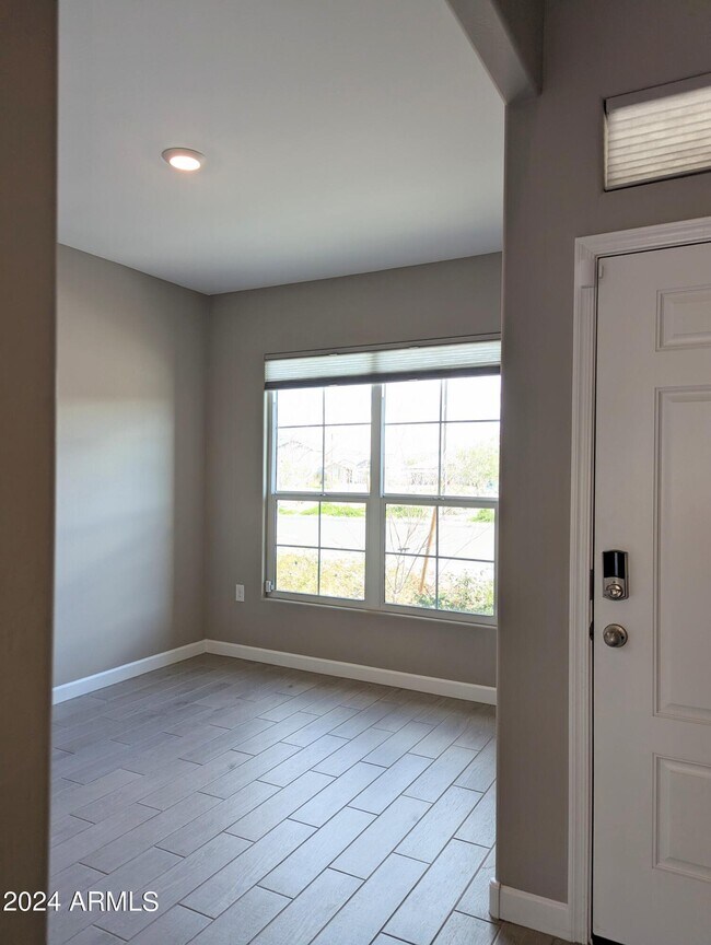 Building Photo - 8736 S 166th Ave